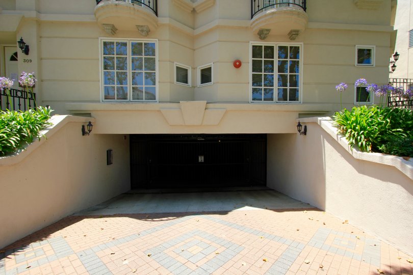 Almont Townhomes Beverly Hills CA